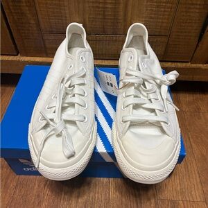 Men’s Adidas Nizza RF Sneakers Size 6.5 NWT